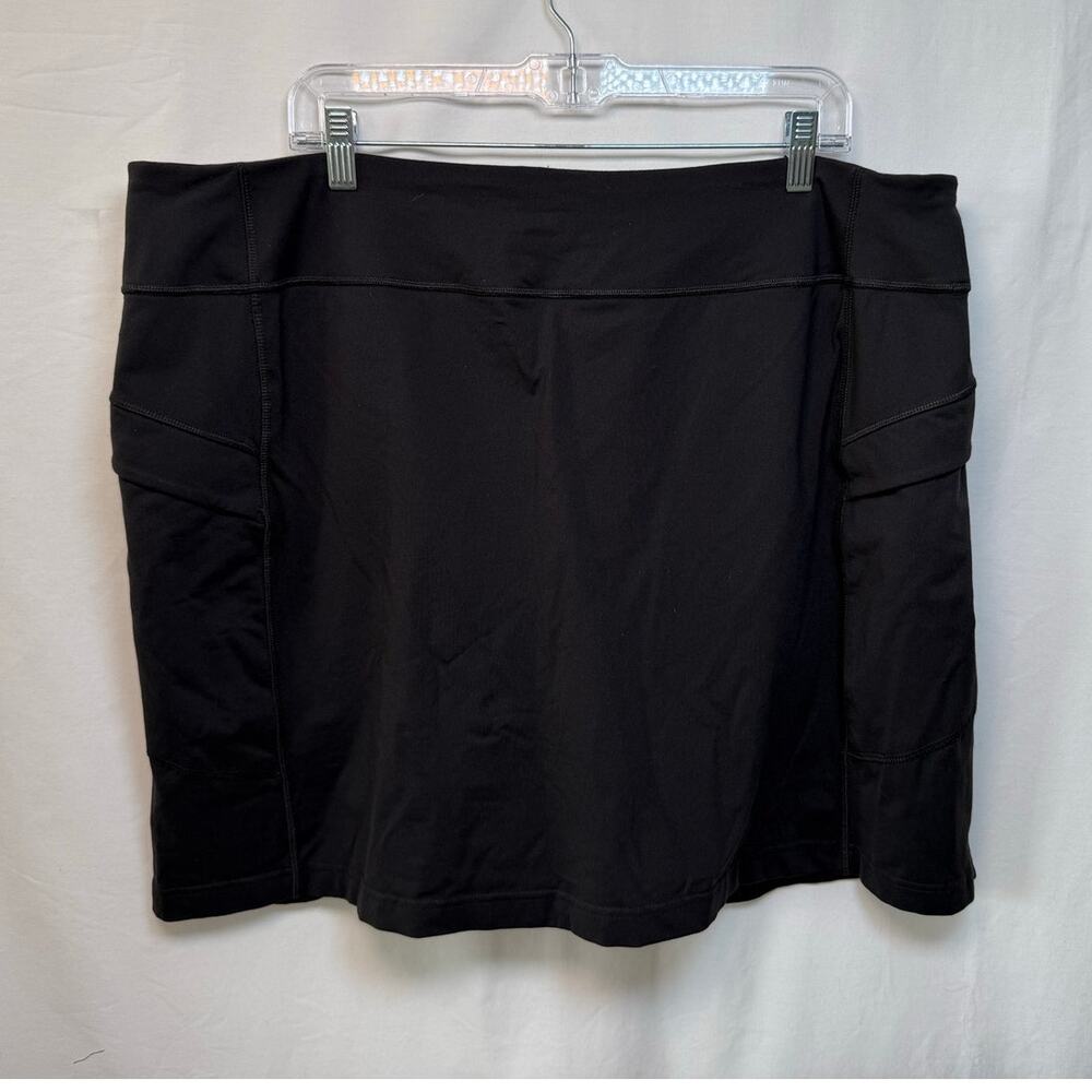 Duluth Trading Women's NoGA Namastash Skort, Size XXL
